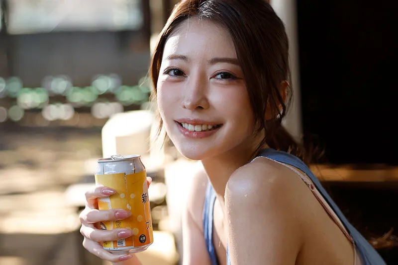 Quan hệ chị nhà cạnh bên xinh đẹp khi về quê